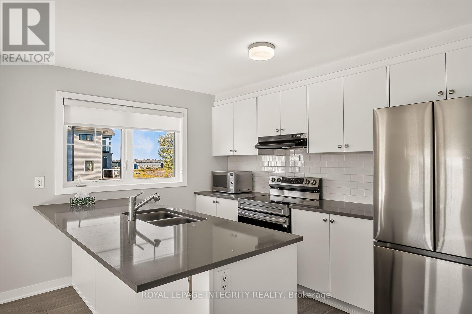 303 Olivenite Private S Property Photo 17