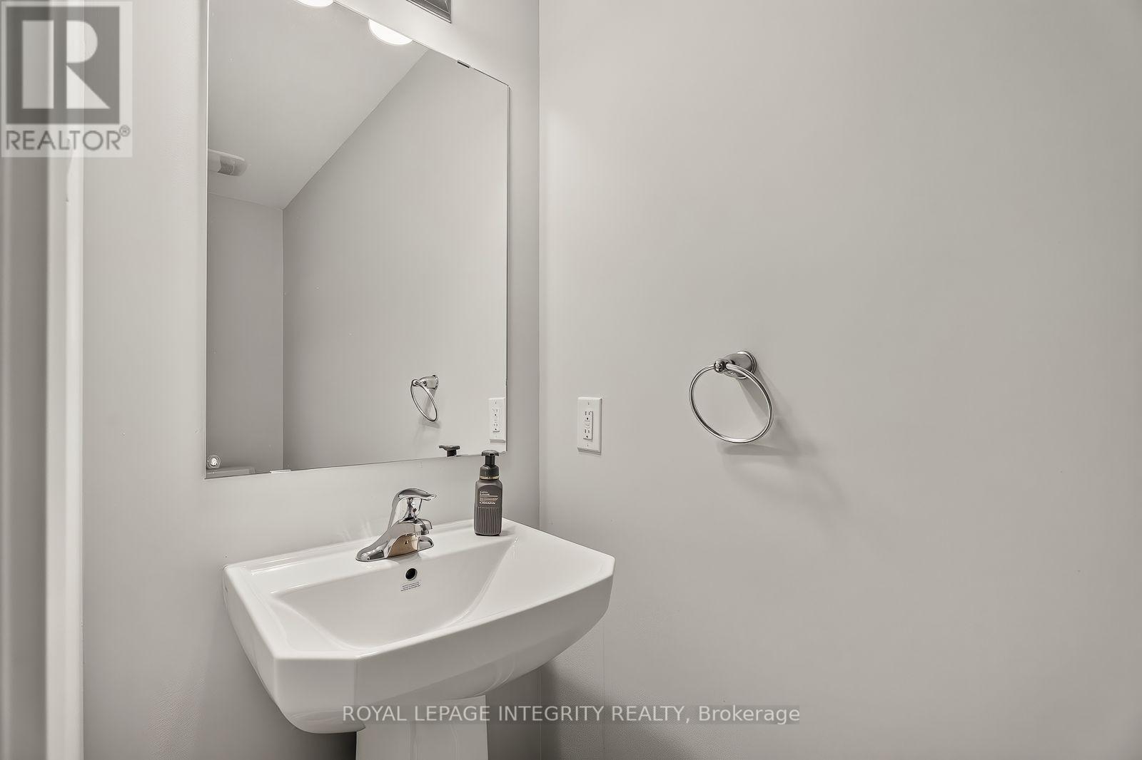 303 Olivenite Private S Property Photo 20