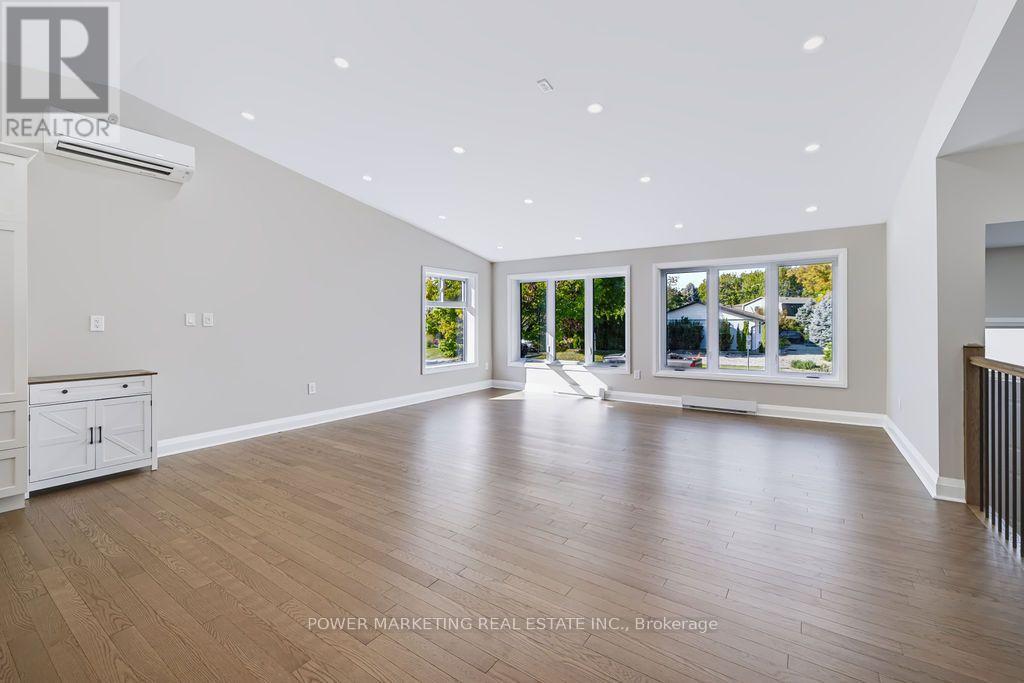 22 Parkglen Drive Property Photo 8