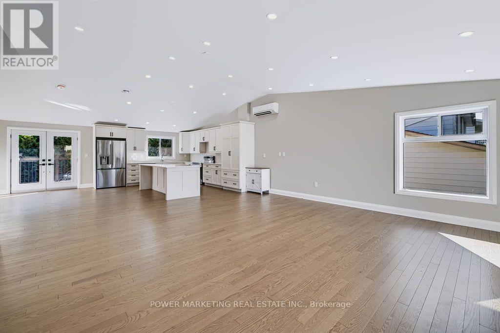 22 Parkglen Drive Property Photo 9