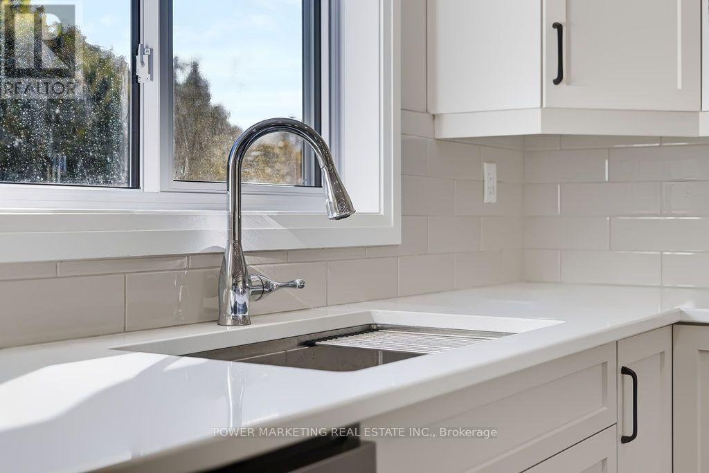 22 Parkglen Drive Property Photo 13