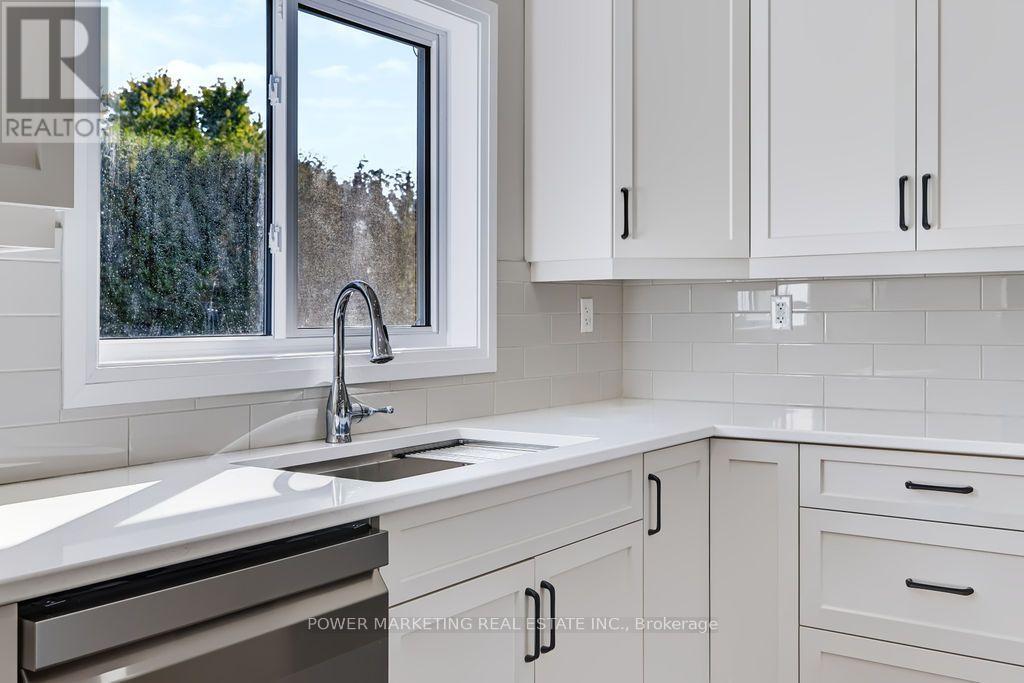 22 Parkglen Drive Property Photo 16
