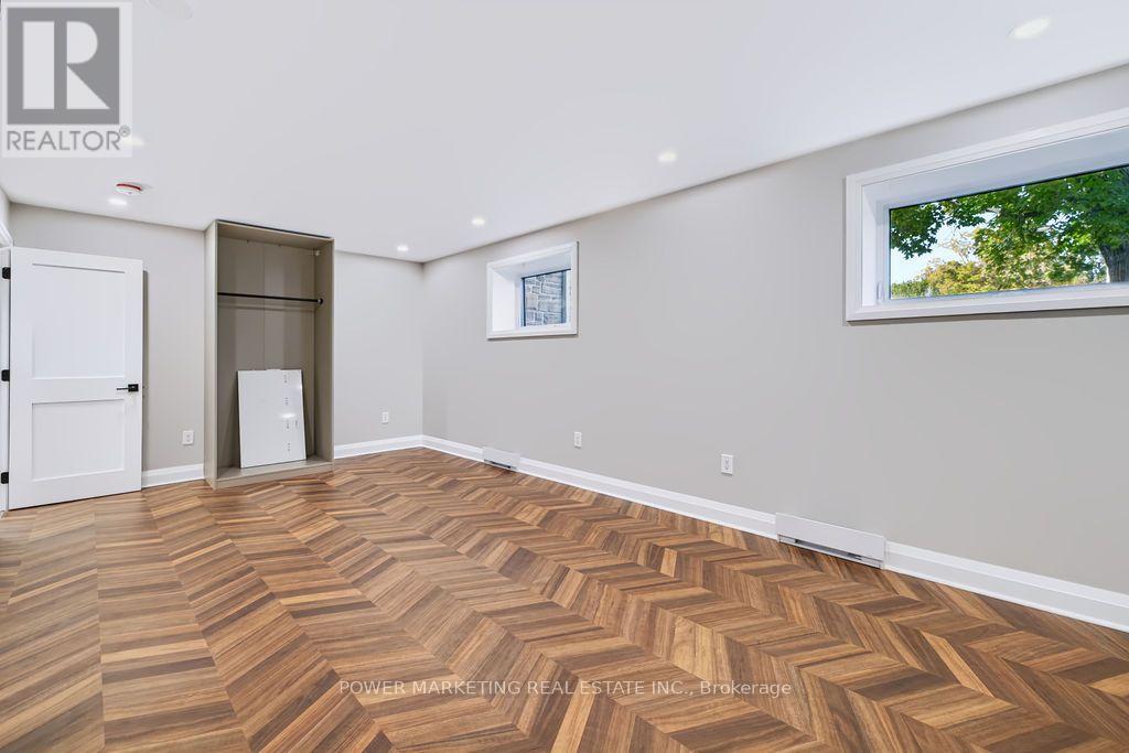 22 Parkglen Drive Property Photo 39