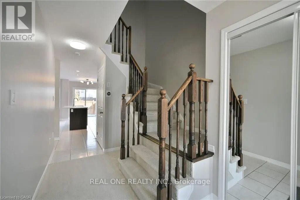 110 Arnold Marshall Boulevard Property Photo 2