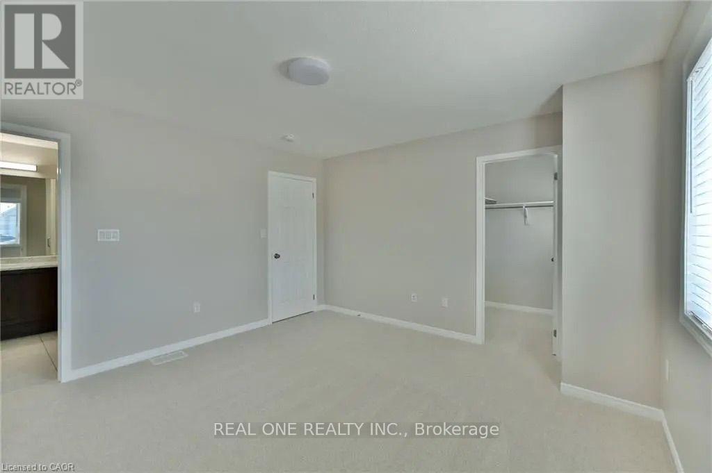 110 Arnold Marshall Boulevard Property Photo 15