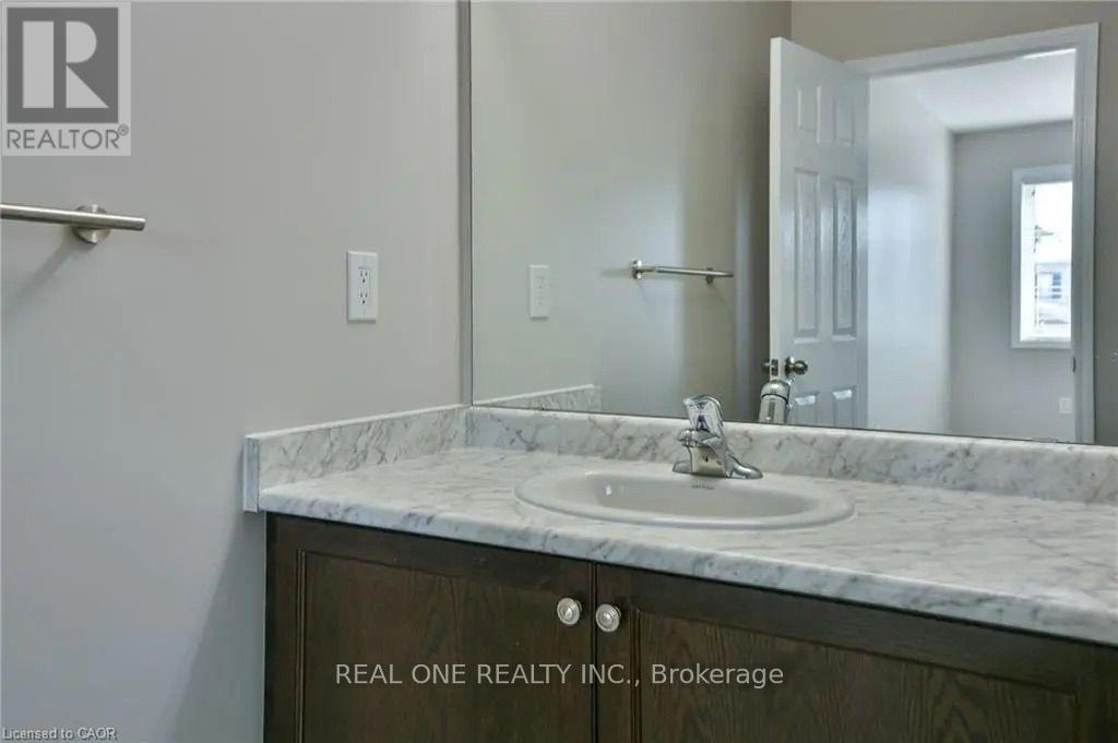 110 Arnold Marshall Boulevard Property Photo 18