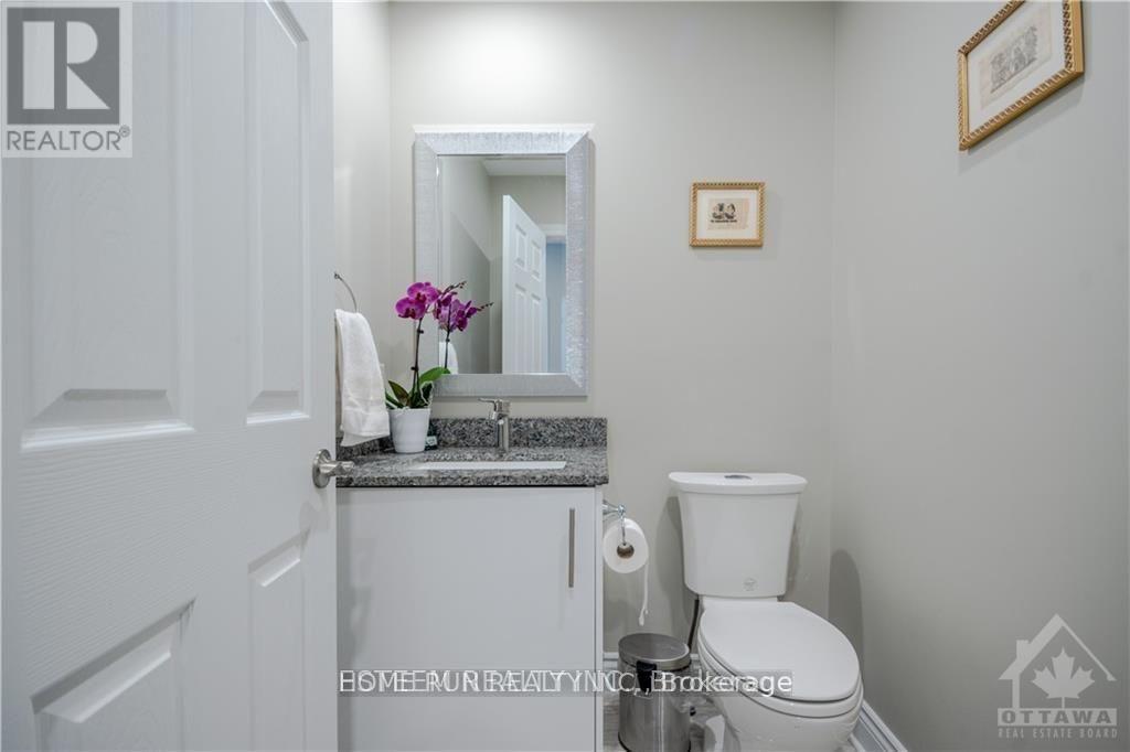560 Mutual Street Property Photo 4