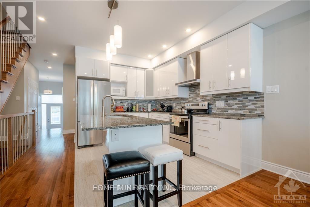 560 Mutual Street Property Photo 8