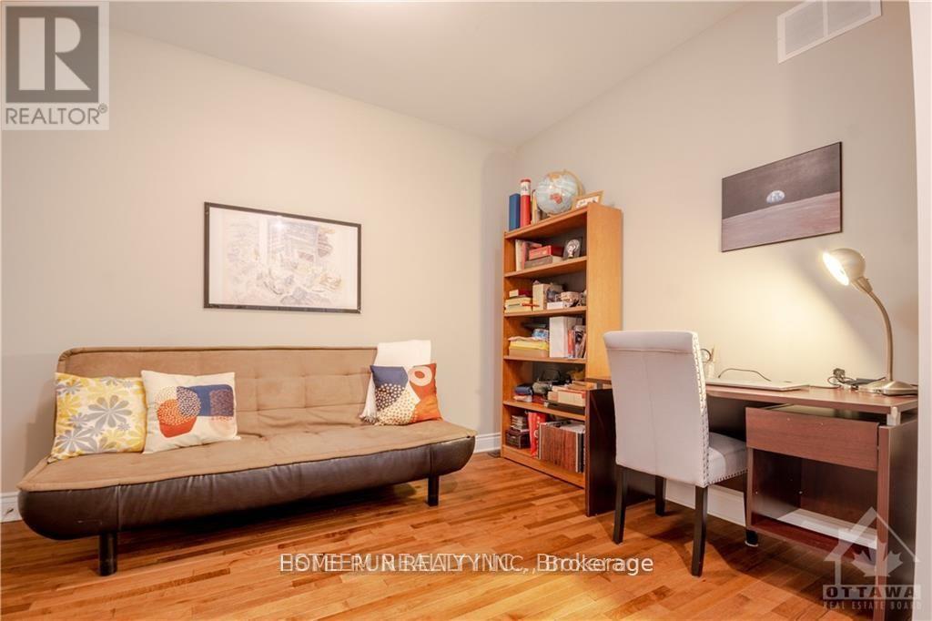 560 Mutual Street Property Photo 22