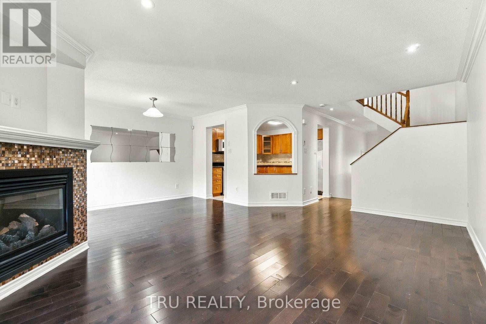 412 Galatina Way Property Photo 8