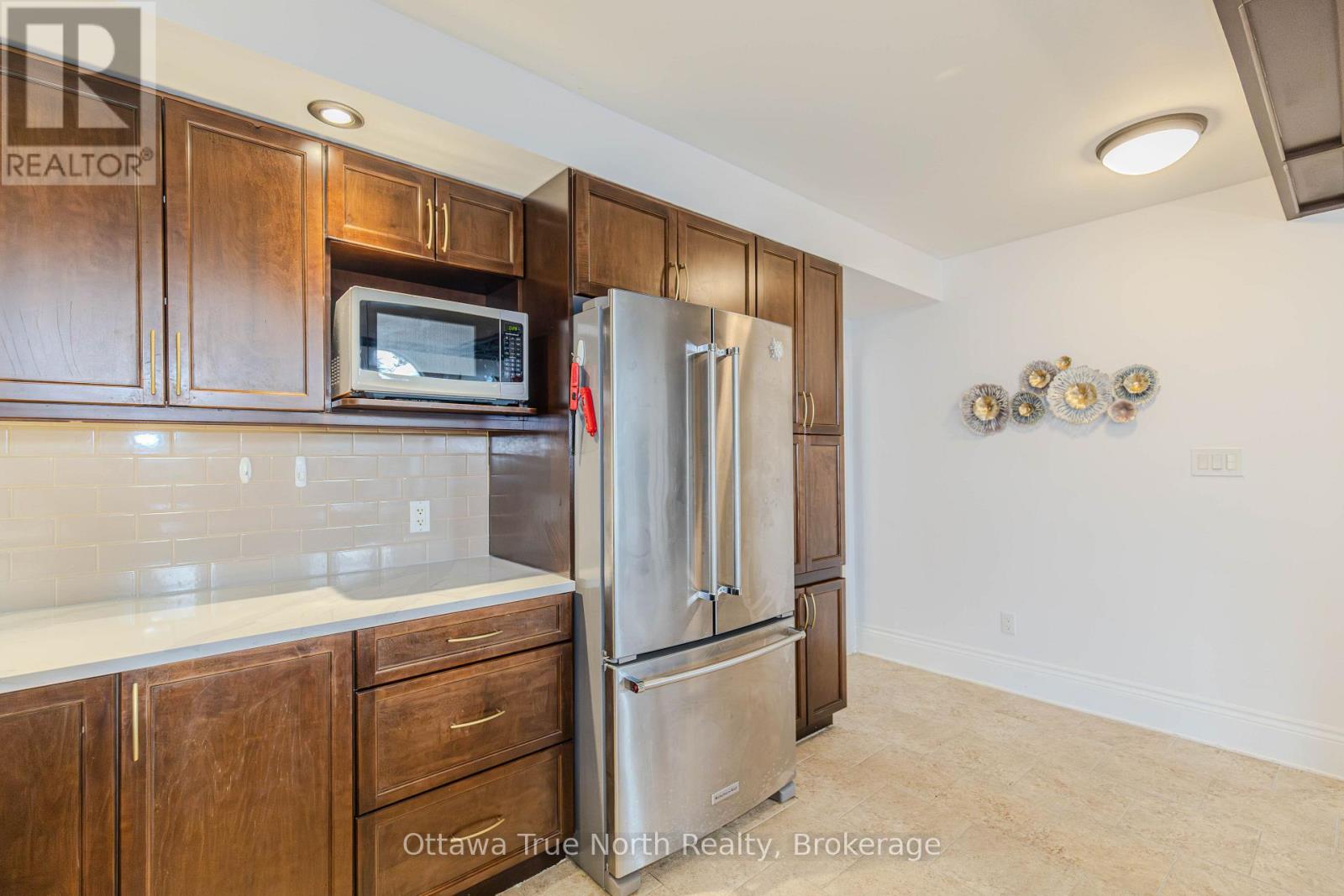 83 Leacock Drive Property Photo 17
