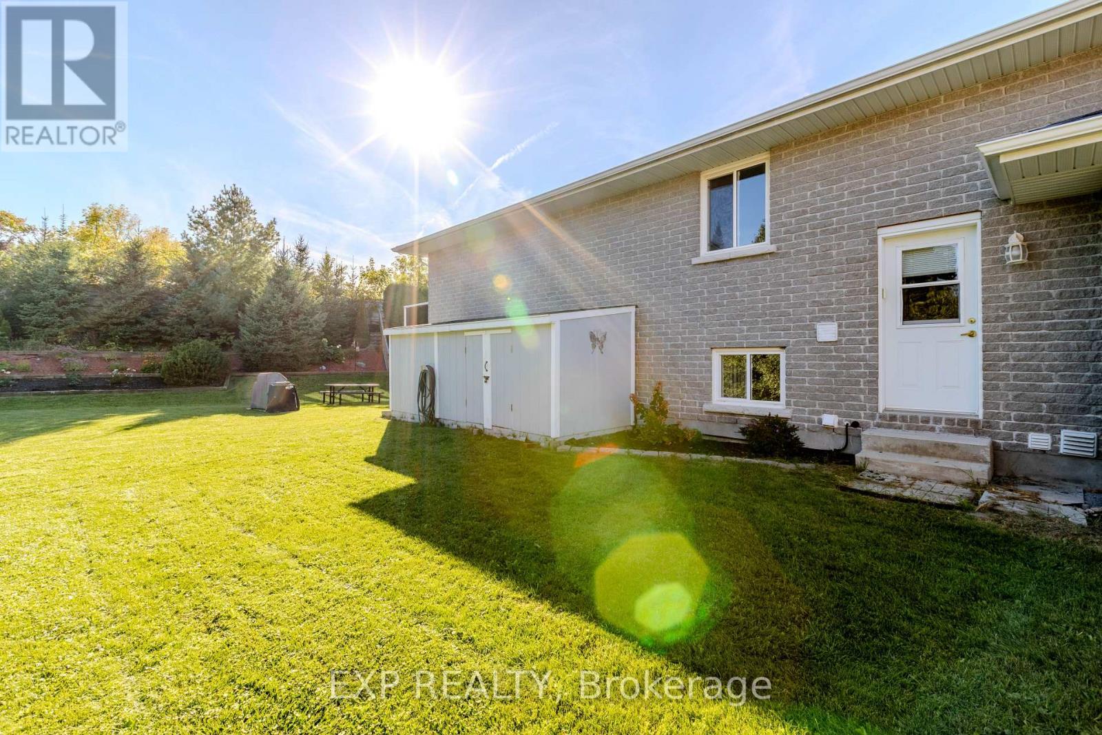160 Heritage Place Property Photo 10