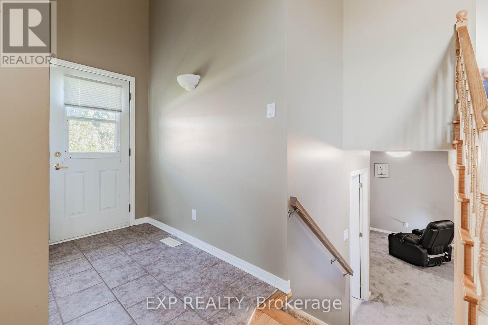 160 Heritage Place Property Photo 18