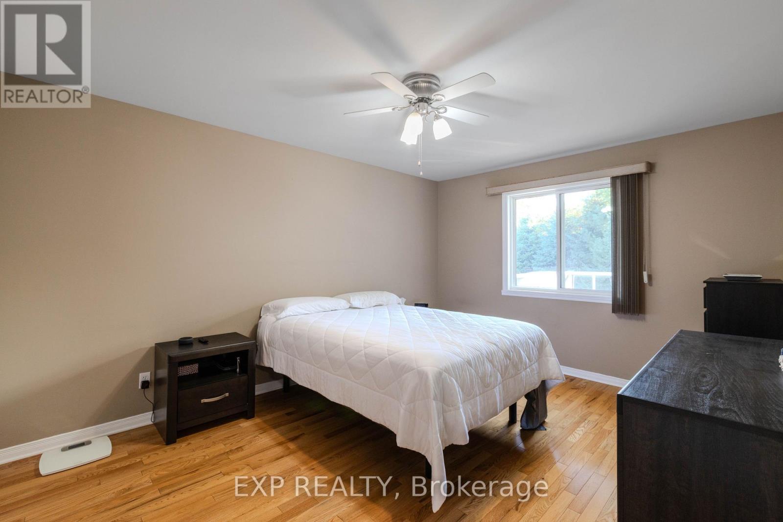 160 Heritage Place Property Photo 43