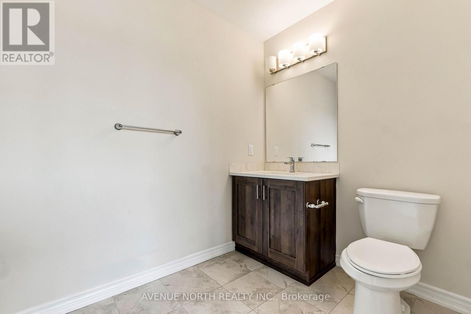 202 - 1350 Hemlock Road Property Photo 23