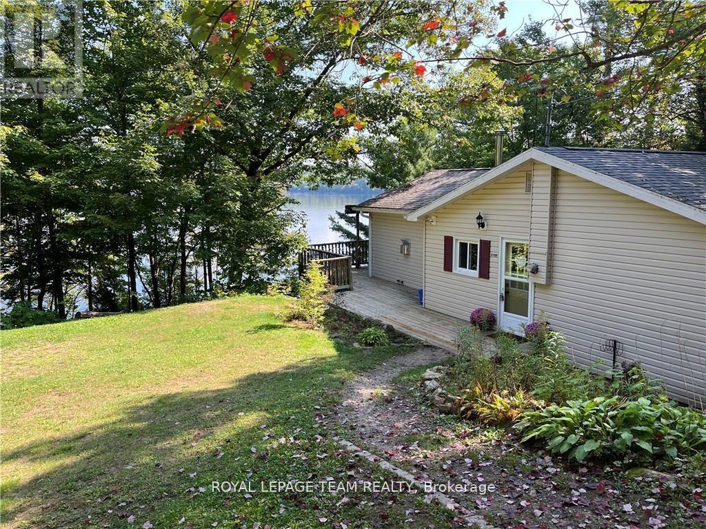 1862 River Road Property Photo 1