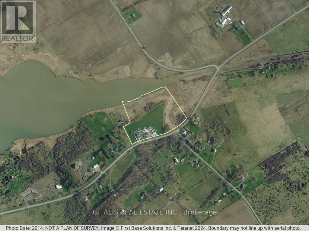1570 No. 96 Road Property Photo 2