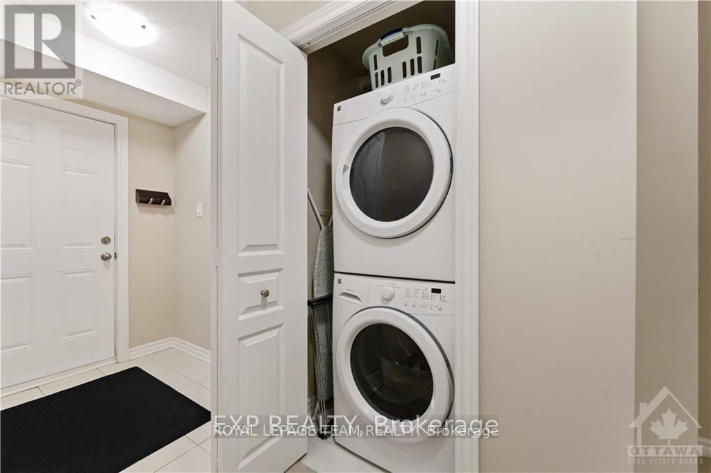 236 Pembina Private Property Photo 19