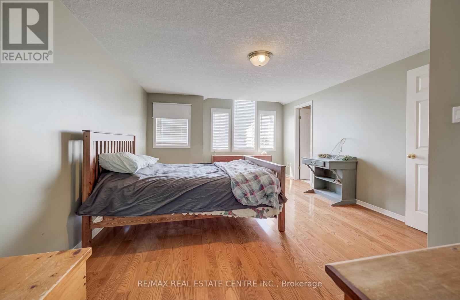 295 Gatehouse Drive Property Photo 20
