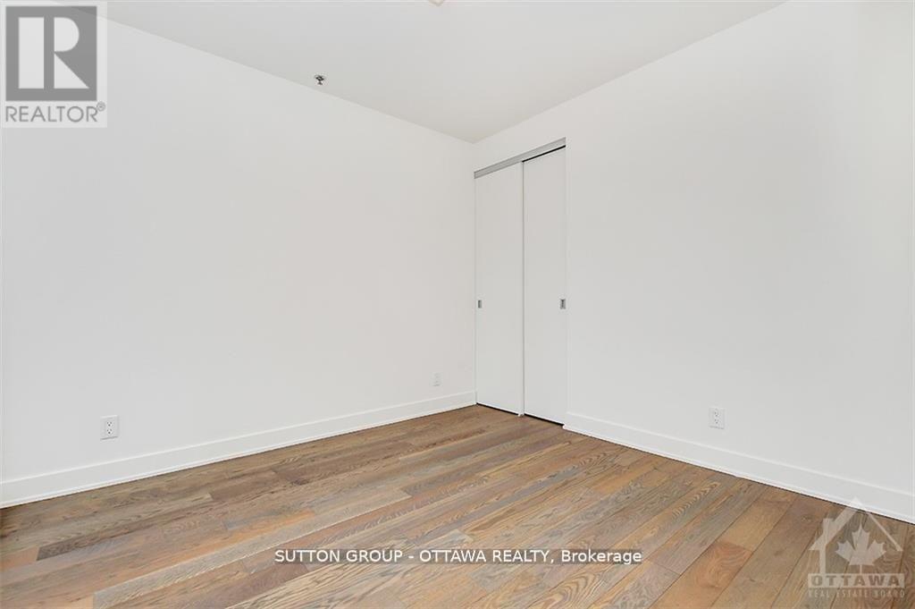 306 - 428 Sparks Street Property Photo 12