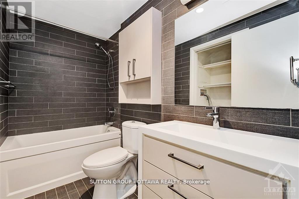 306 - 428 Sparks Street Property Photo 17