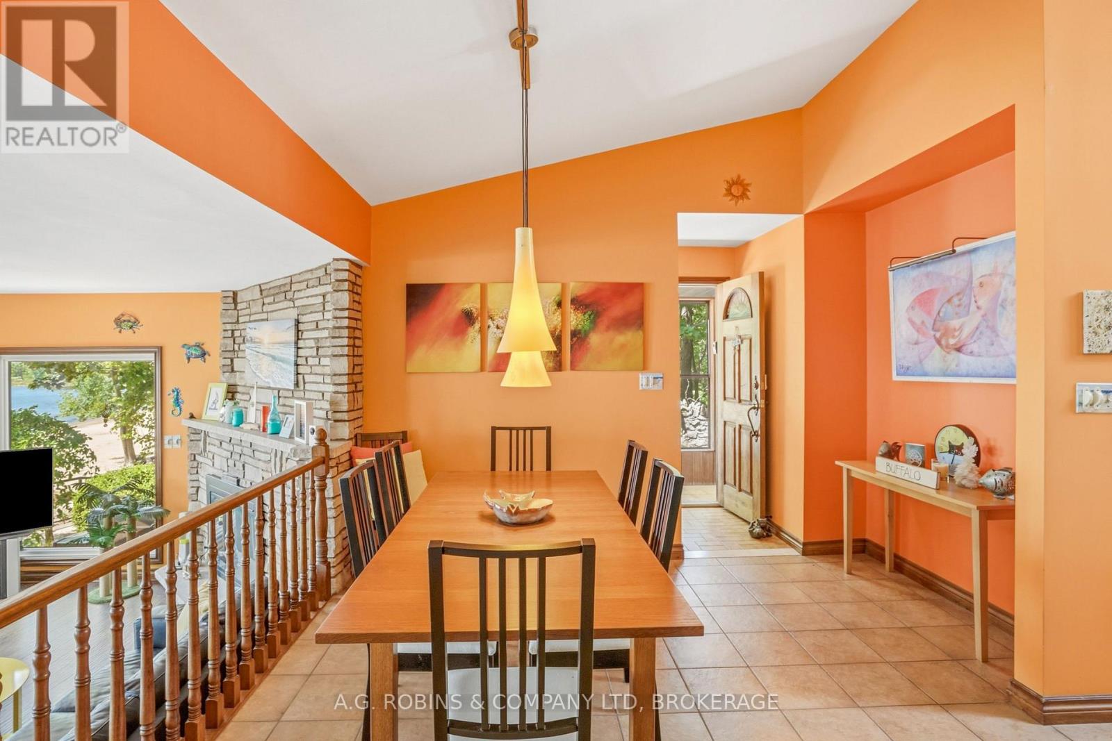 10599 Lakeshore Road Property Photo 15