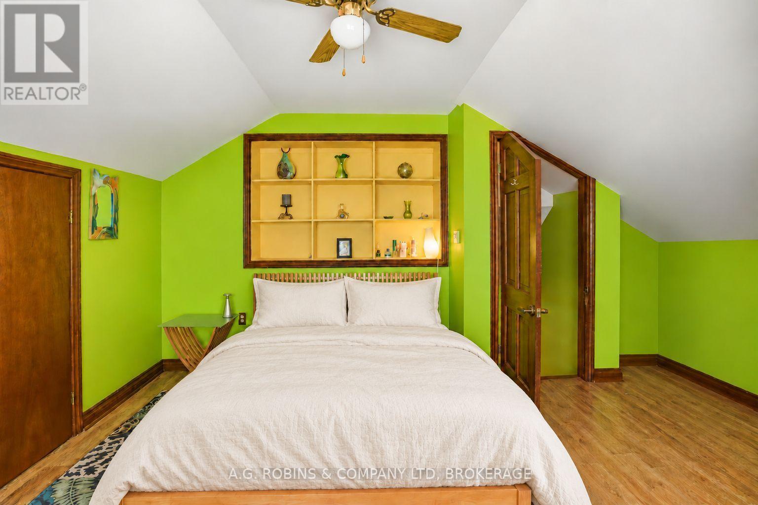 10599 Lakeshore Road Property Photo 25