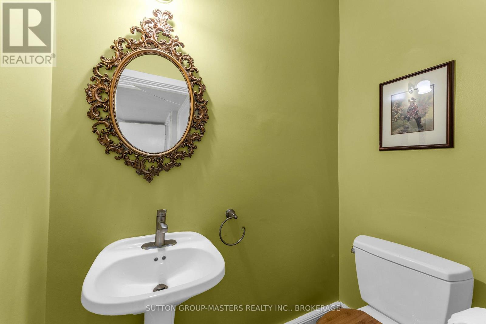 202 Main Street Property Photo 9