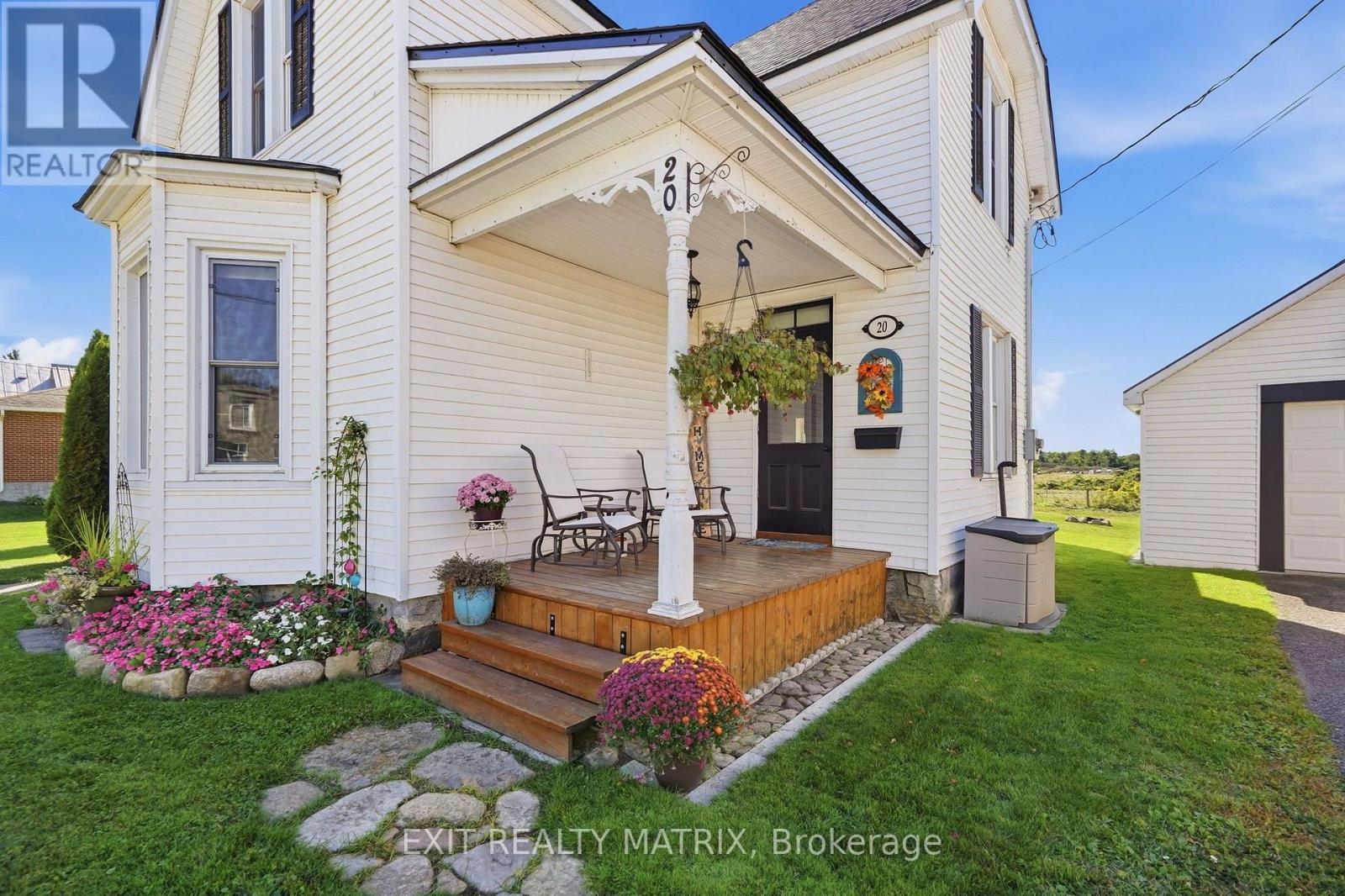 20 Spring Street Property Photo 3
