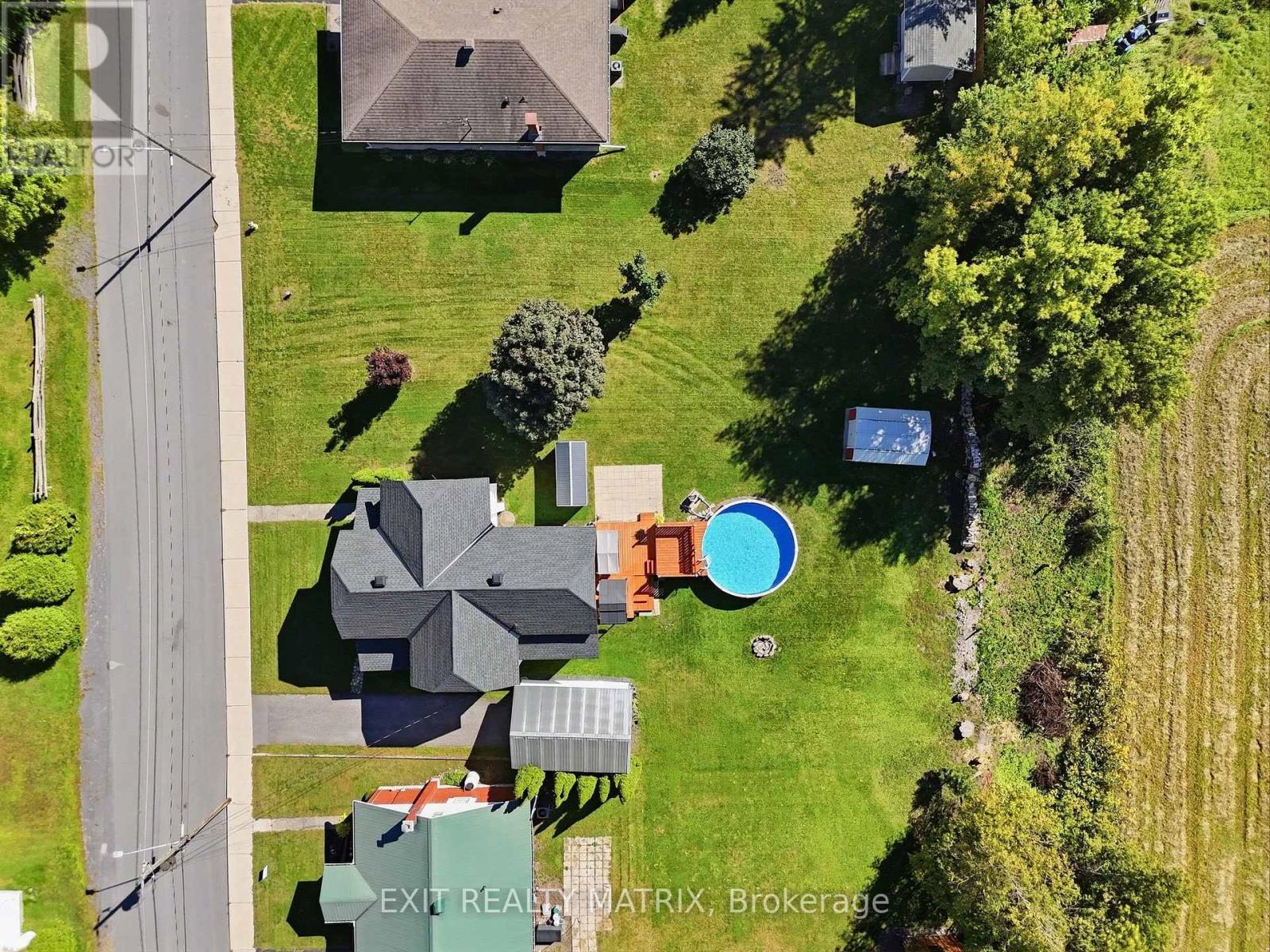 20 Spring Street Property Photo 38