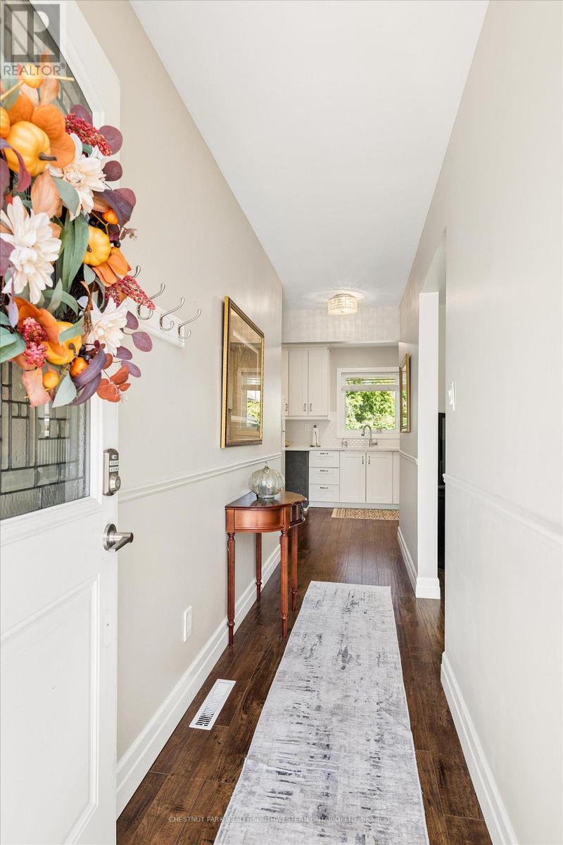 56 Suffolk Avenue Property Photo 3
