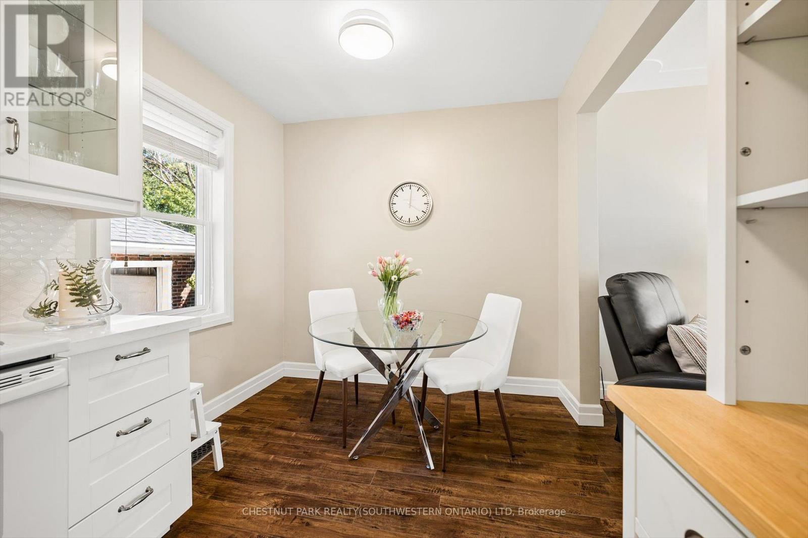 56 Suffolk Avenue Property Photo 11