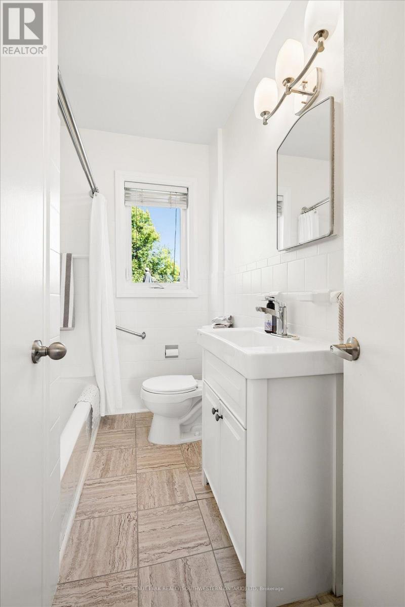56 Suffolk Avenue Property Photo 20