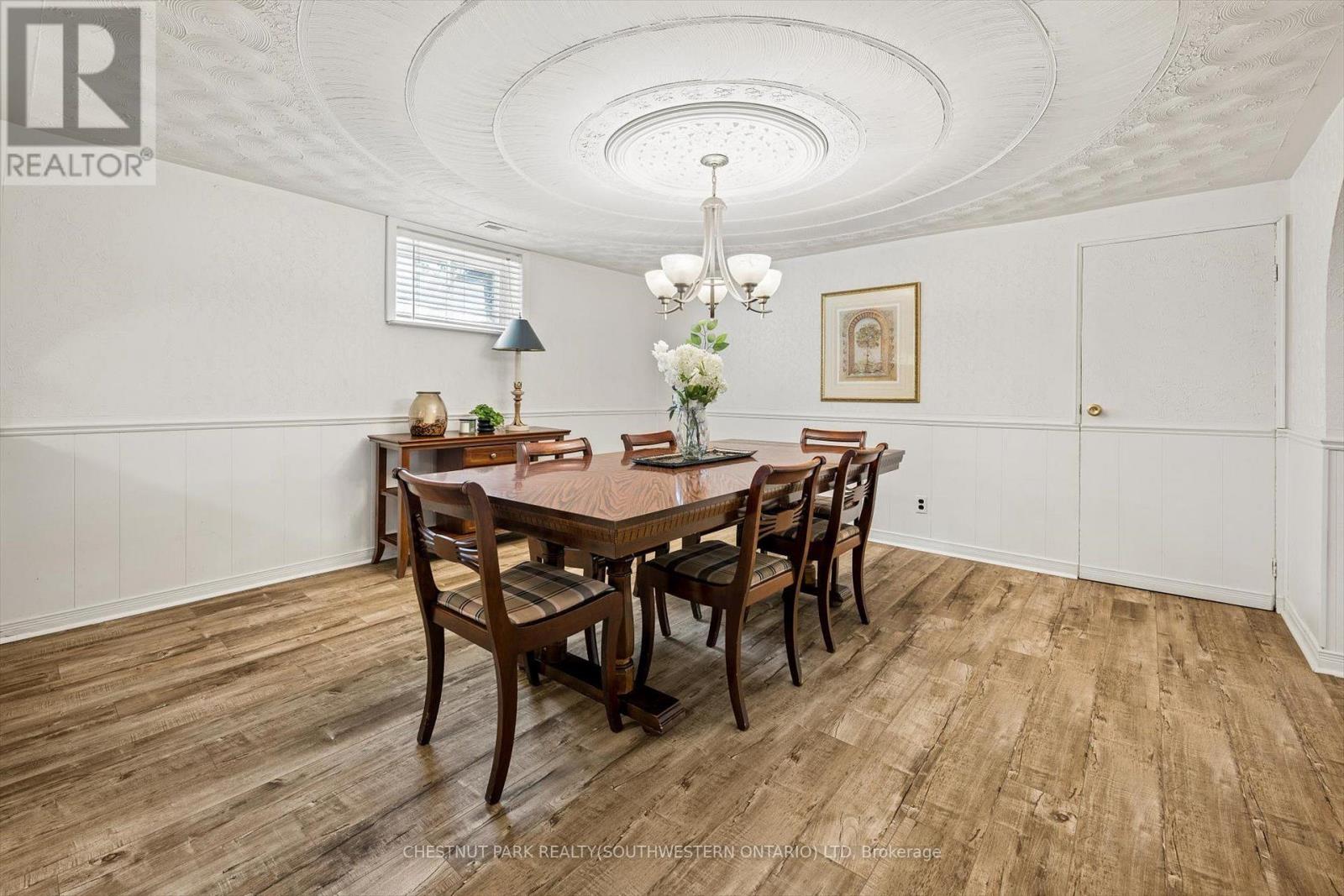 56 Suffolk Avenue Property Photo 25