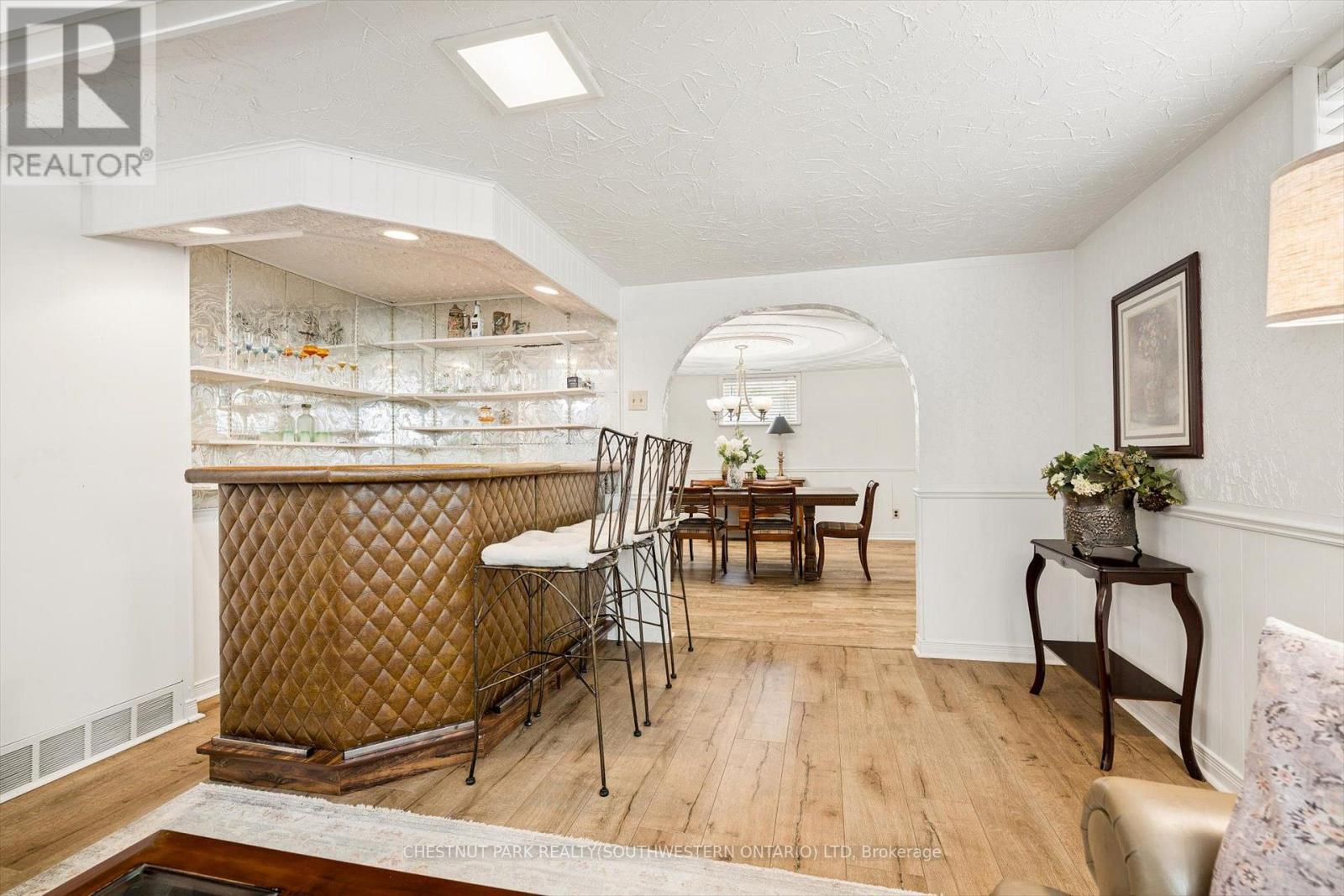 56 Suffolk Avenue Property Photo 33