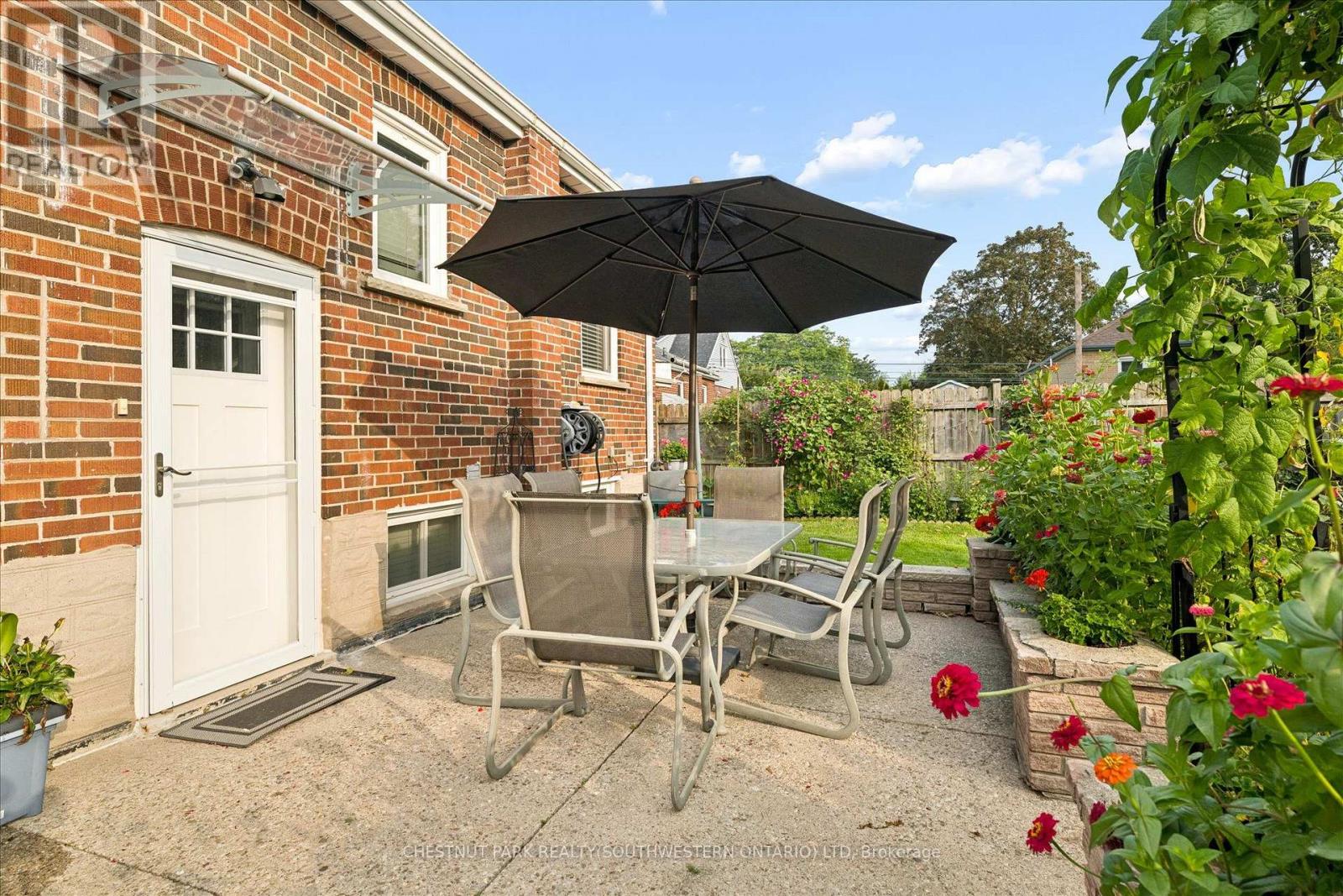 56 Suffolk Avenue Property Photo 41