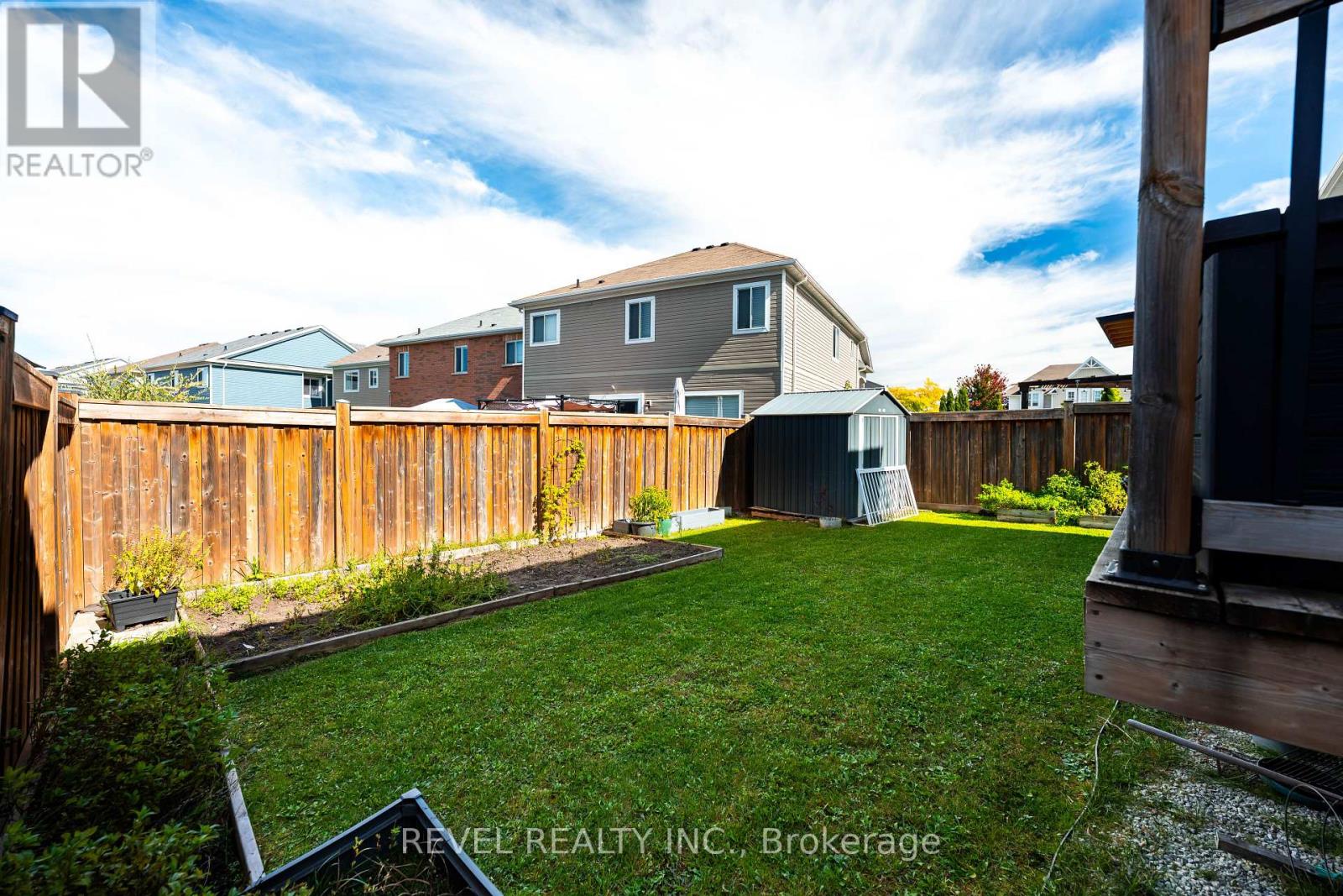 409 Tansley Street Property Photo 48