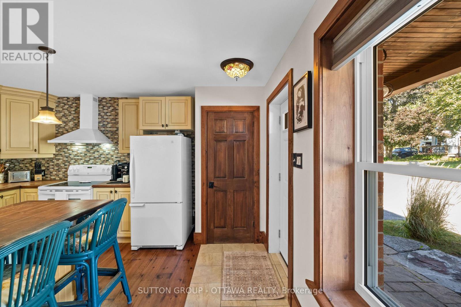 40 Sabourin Street Property Photo 5
