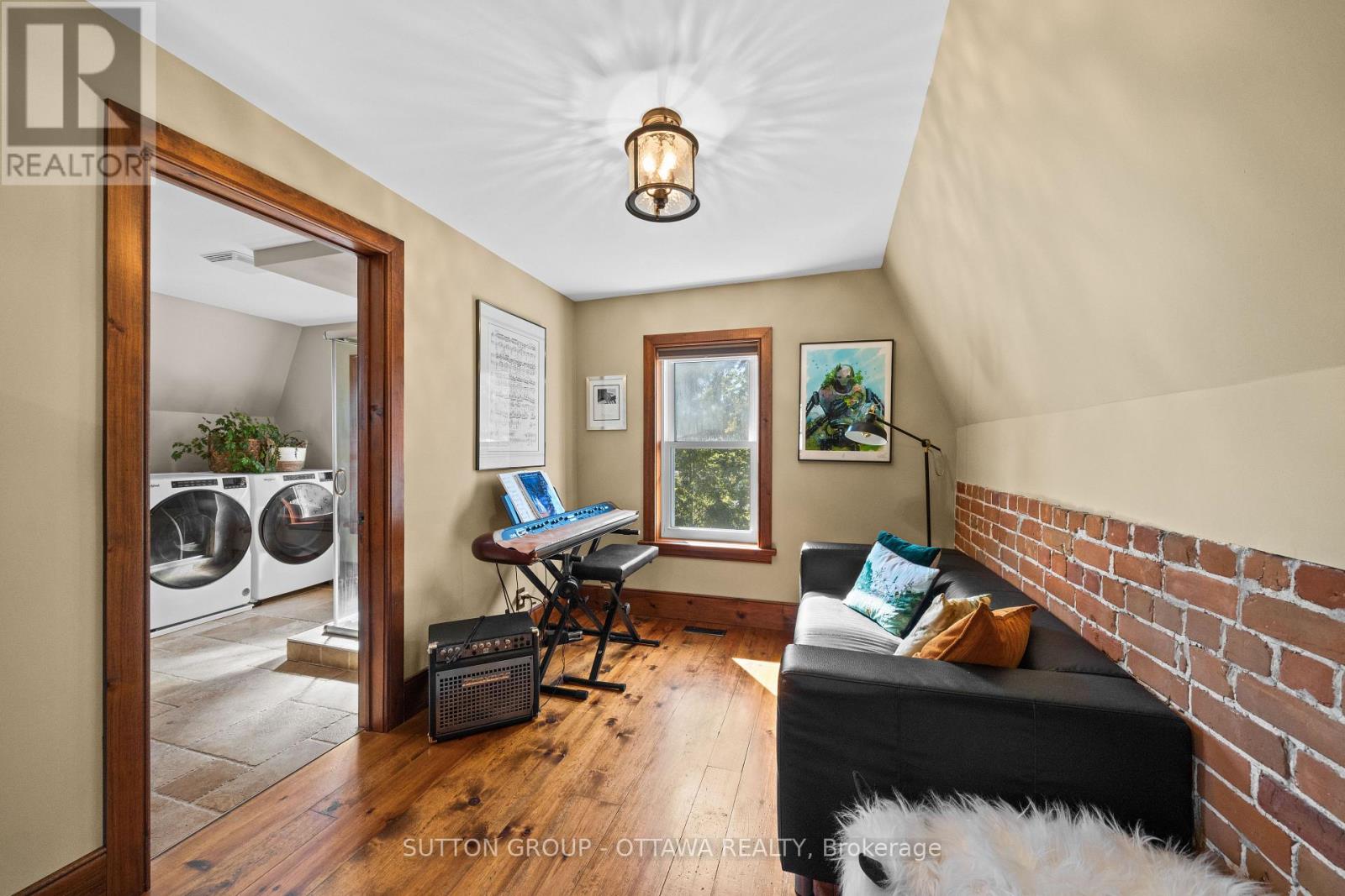 40 Sabourin Street Property Photo 22
