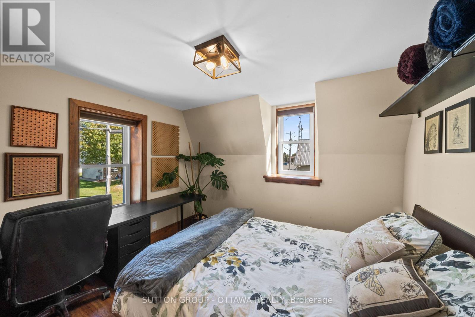 40 Sabourin Street Property Photo 30