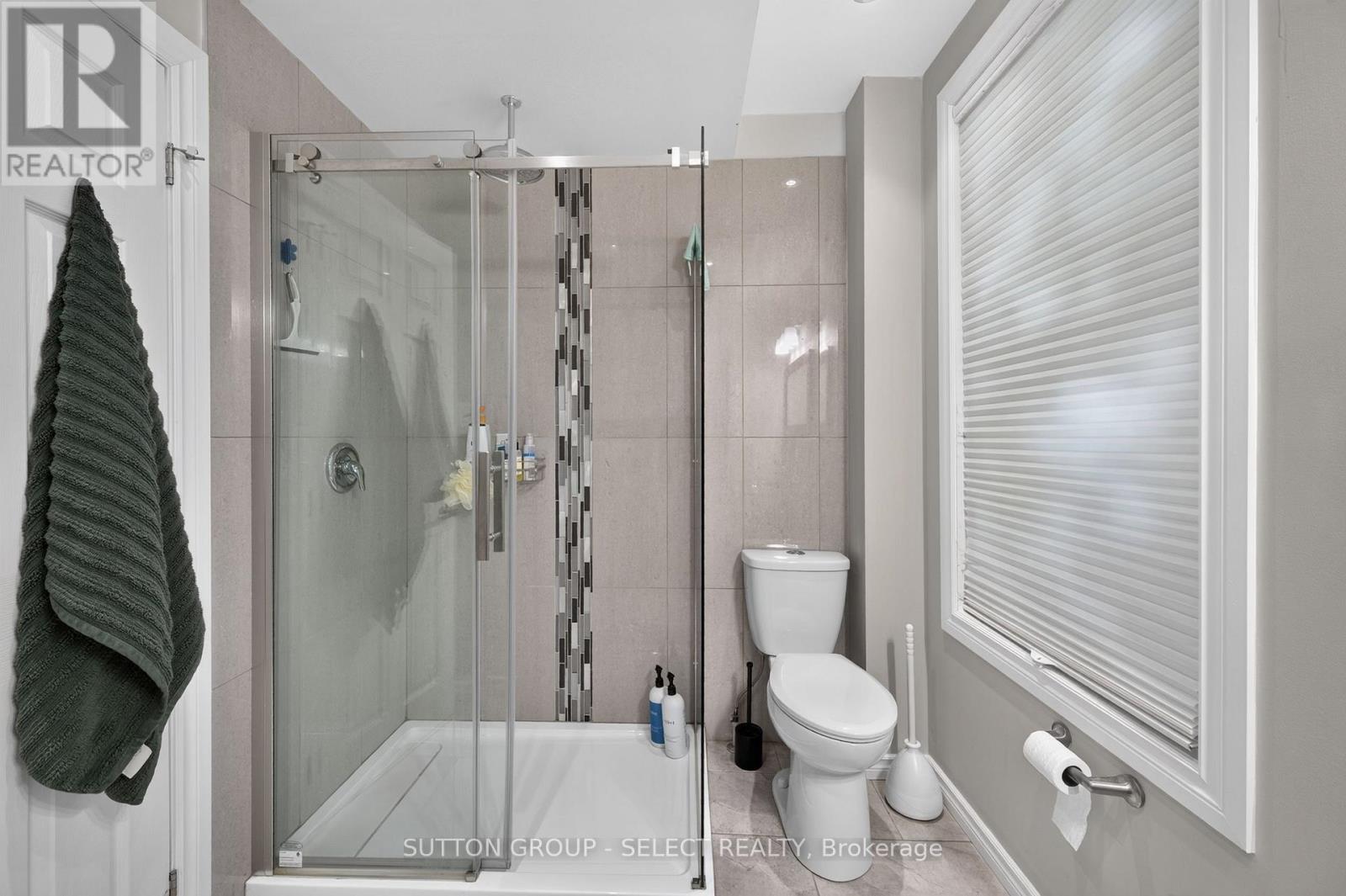 943 Colborne Street Property Photo 15