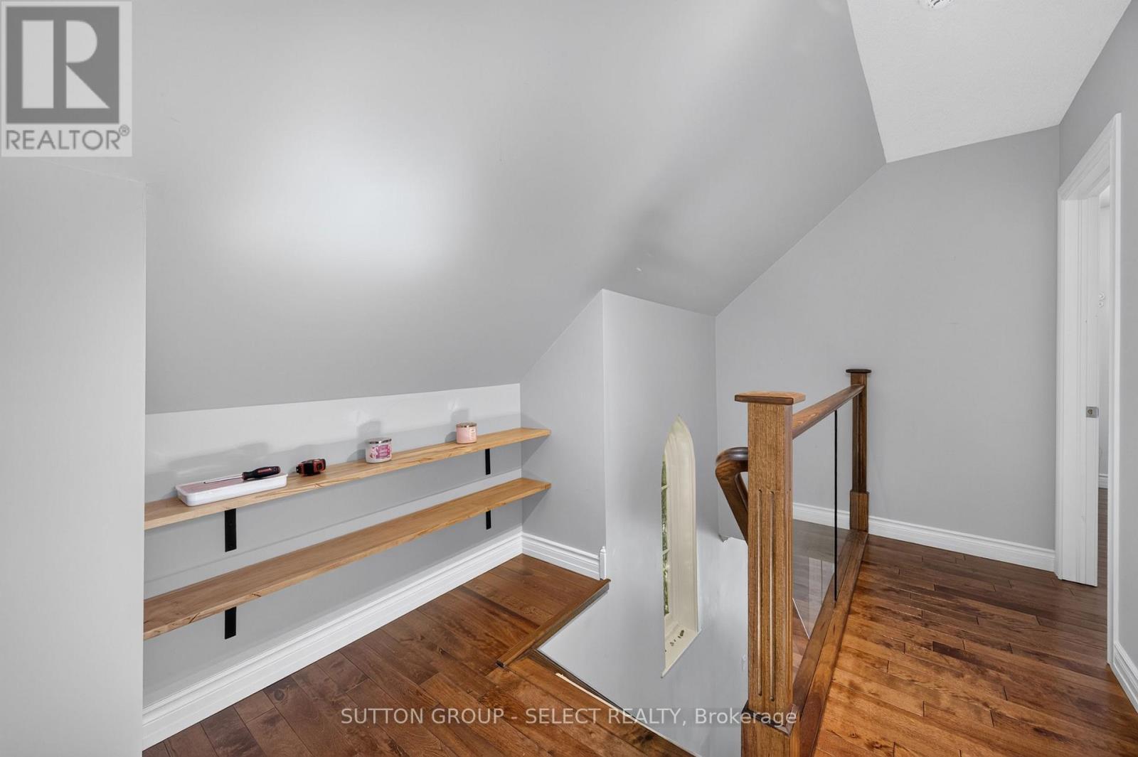 943 Colborne Street Property Photo 17