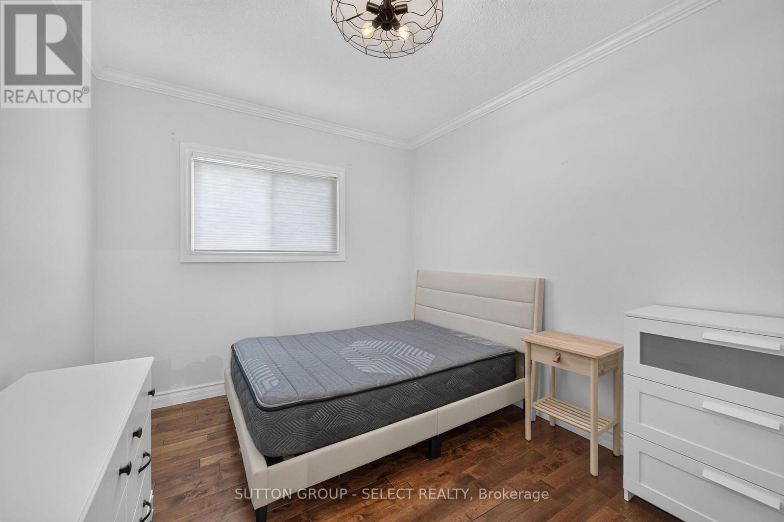 943 Colborne Street Property Photo 20
