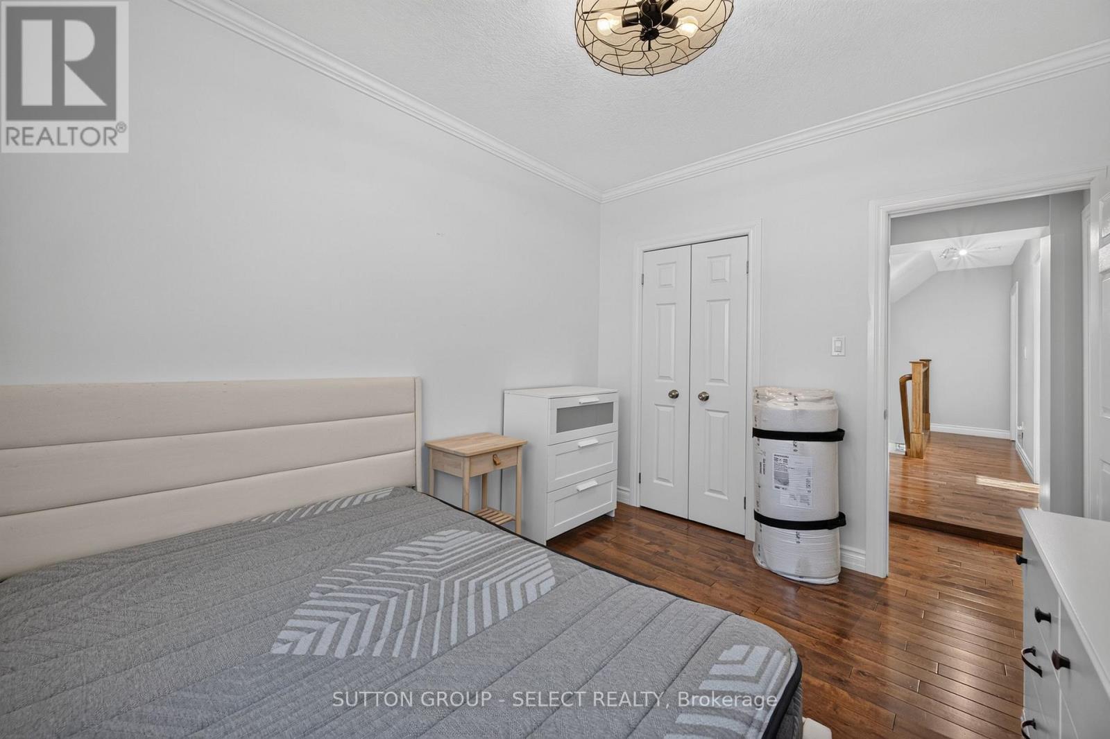 943 Colborne Street Property Photo 21