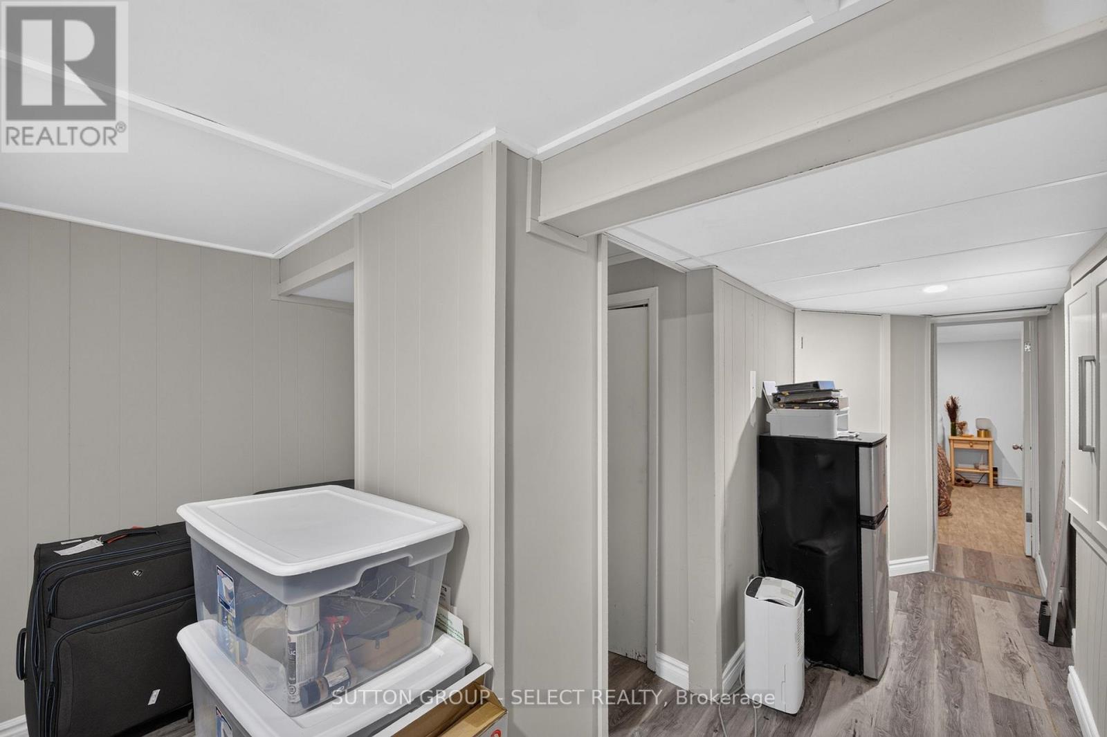 943 Colborne Street Property Photo 29