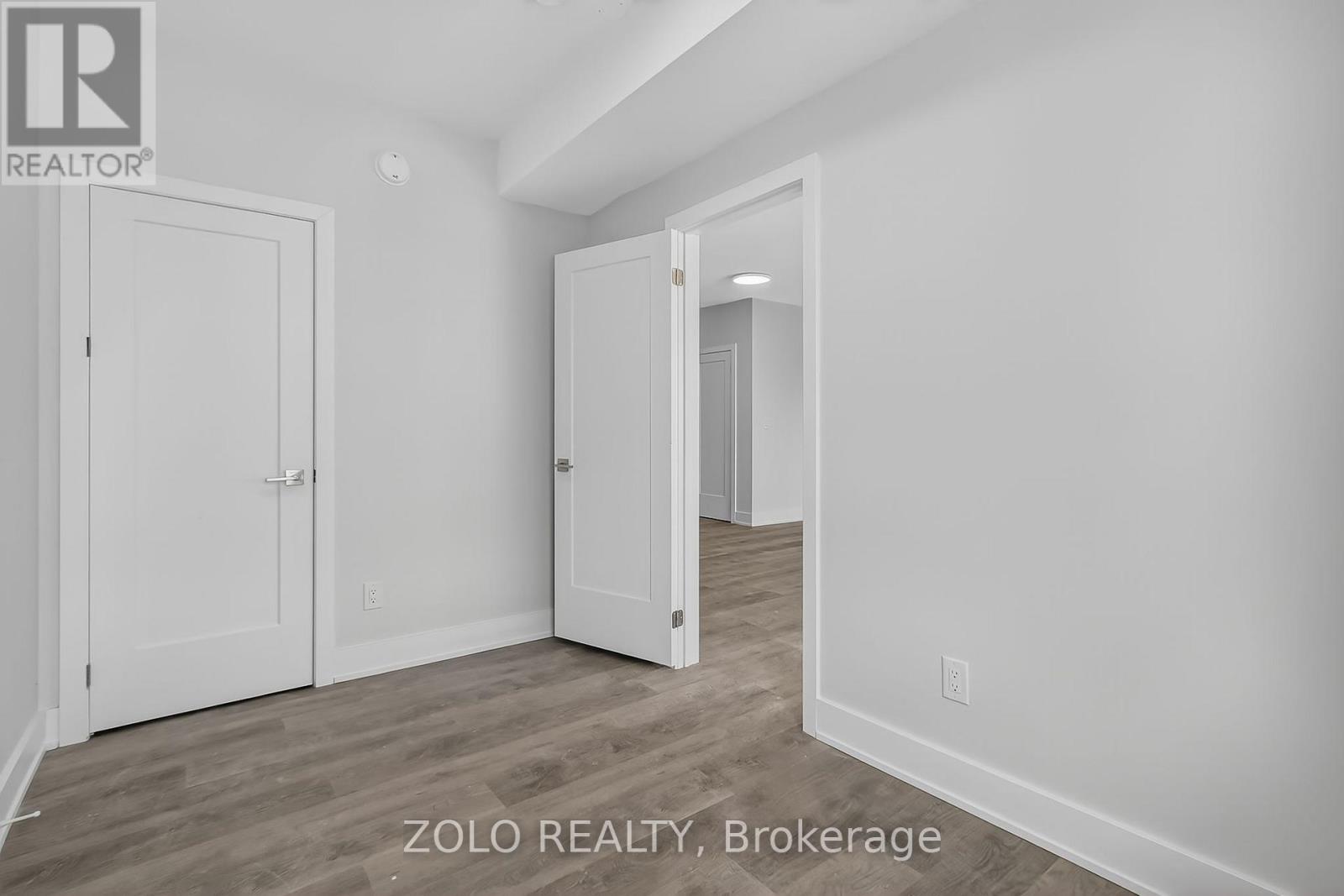 Unit # 5 - 206 Wellington Street Property Photo 11