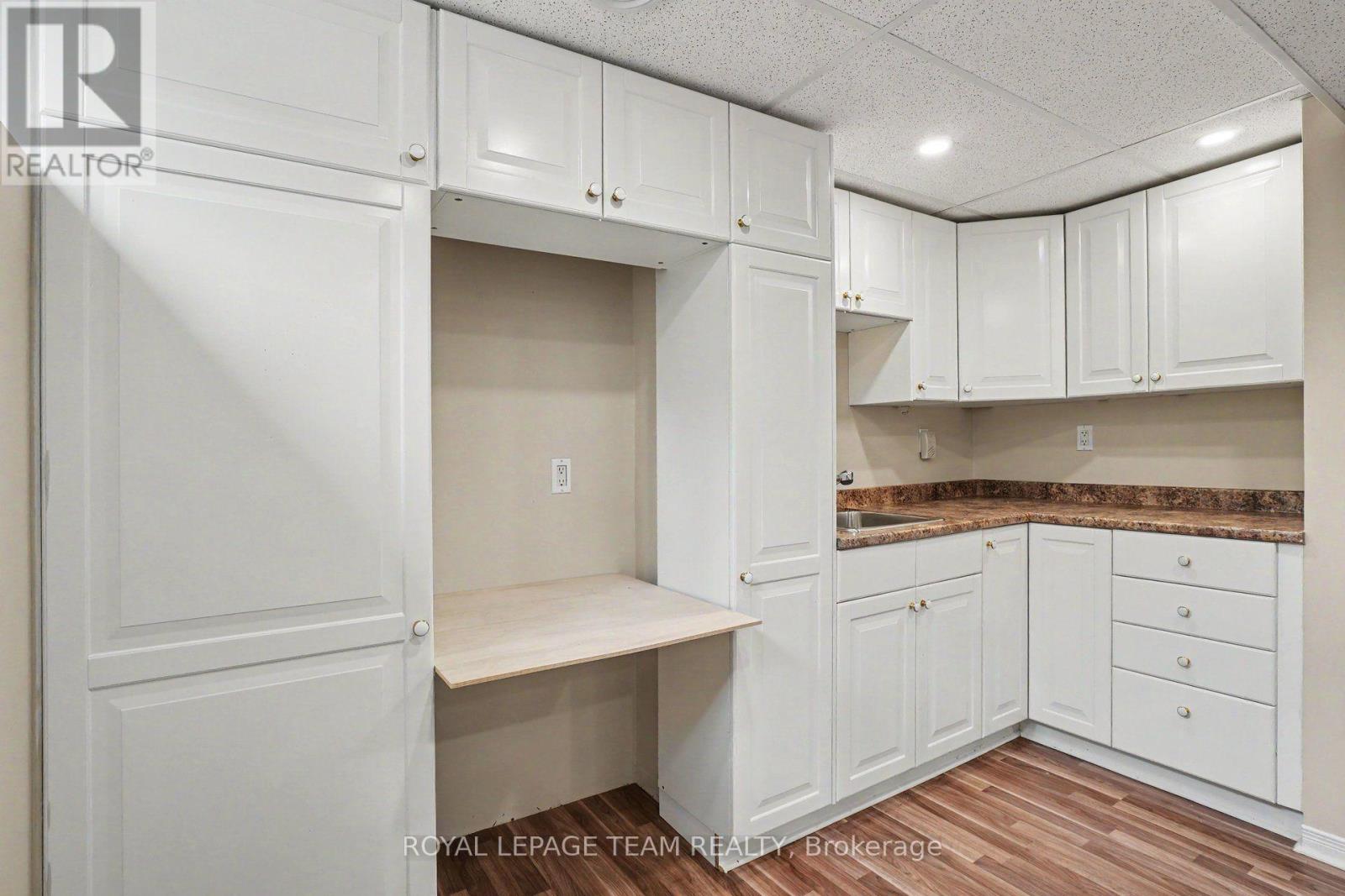 14 Elk Island Court Property Photo 32