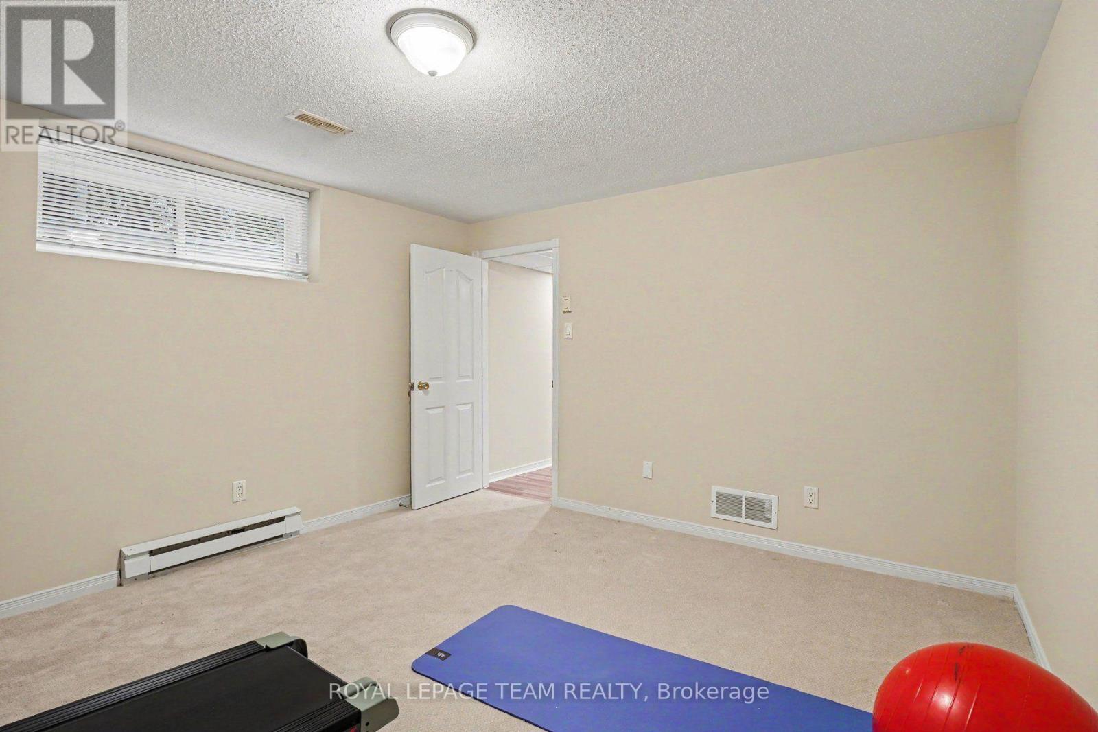 14 Elk Island Court Property Photo 33