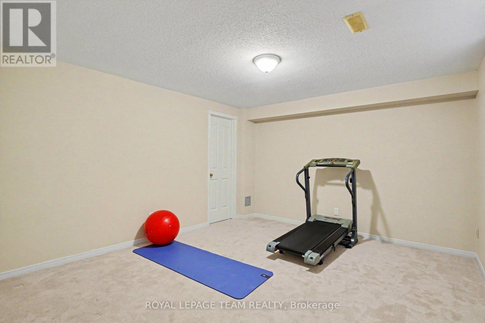 14 Elk Island Court Property Photo 34