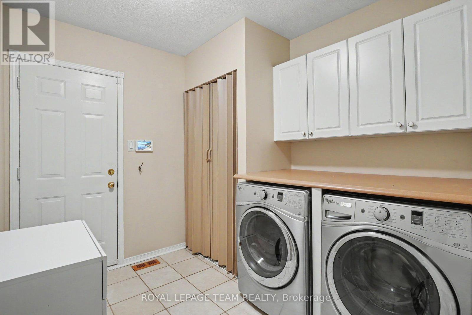 14 Elk Island Court Property Photo 35